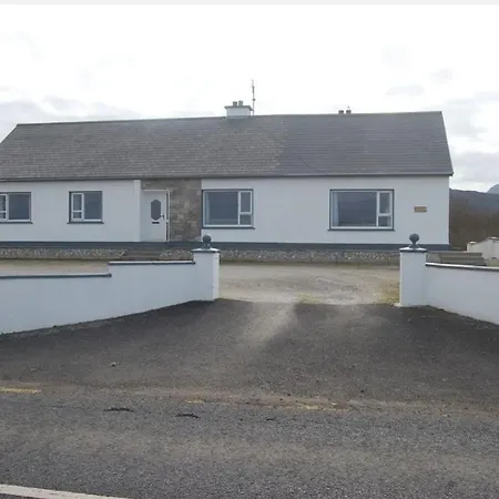 Homestay Tory View Only Basic Accomadation